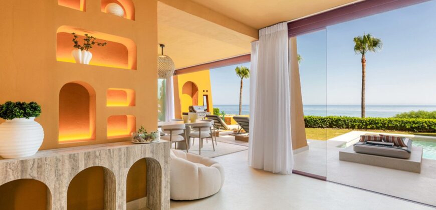 4-BEDROOM GROUND FLOOR APARTMENT ESTEPONA