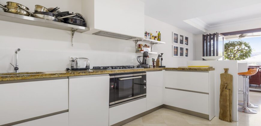Exceptional 5-Bedroom Townhouse in Benahavís