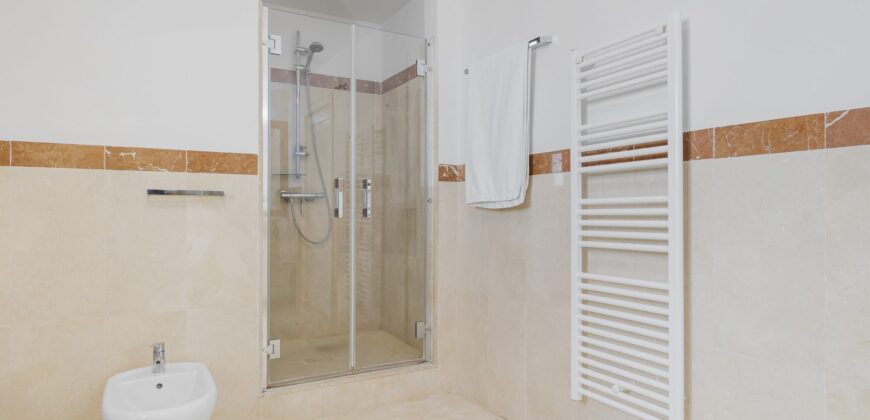 Exceptional 5-Bedroom Townhouse in Benahavís