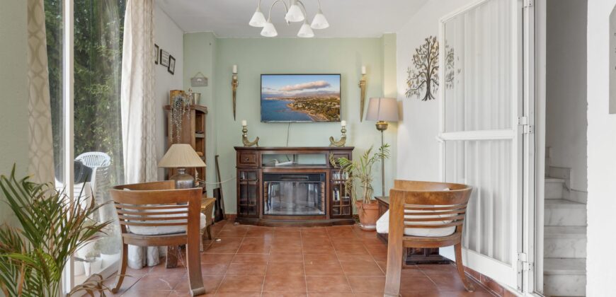 Charming Townhouse in Jardines de Lomas Alta, Forest Hills – Estepona