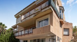 Charming Townhouse in Jardines de Lomas Alta, Forest Hills – Estepona