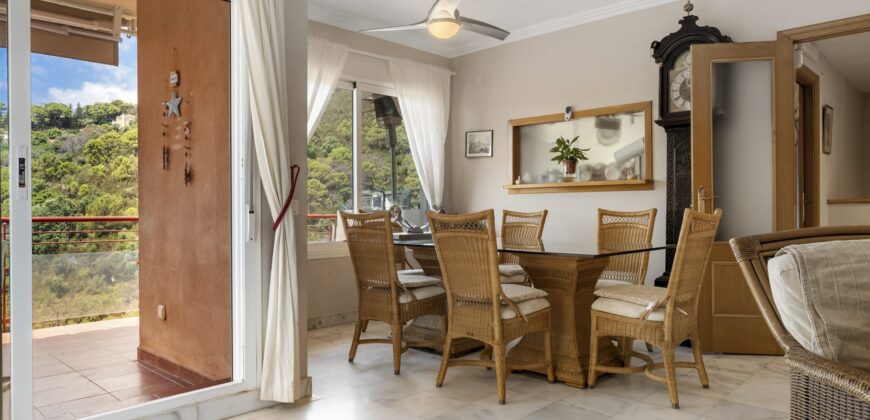 Charming Townhouse in Jardines de Lomas Alta, Forest Hills – Estepona