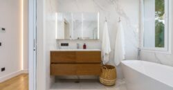 Luxurious 6-Bedroom Contemporary Villa with Stunning Ocean Views on the Beachfront of Nueva Andalucía