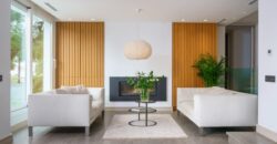 Luxurious 6-Bedroom Contemporary Villa with Stunning Ocean Views on the Beachfront of Nueva Andalucía