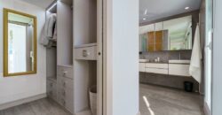 Luxurious 6-Bedroom Contemporary Villa with Stunning Ocean Views on the Beachfront of Nueva Andalucía