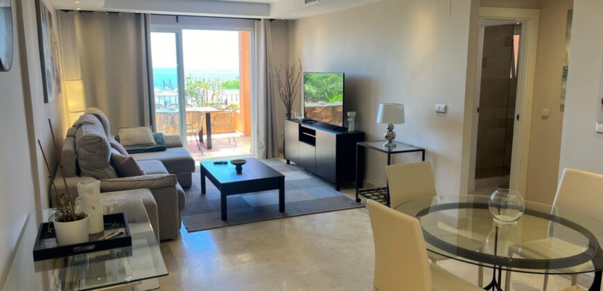 Luxurious 2-Bedroom Apartment in Oasis de Marbella – Marbella’s Golden Mile