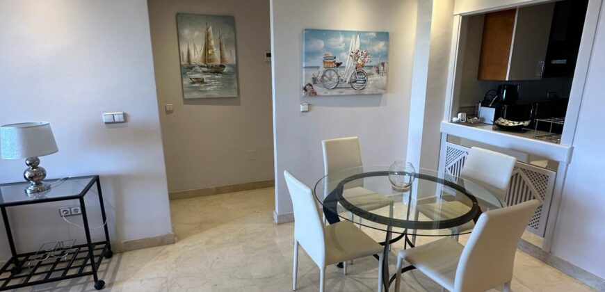 Luxurious 2-Bedroom Apartment in Oasis de Marbella – Marbella’s Golden Mile