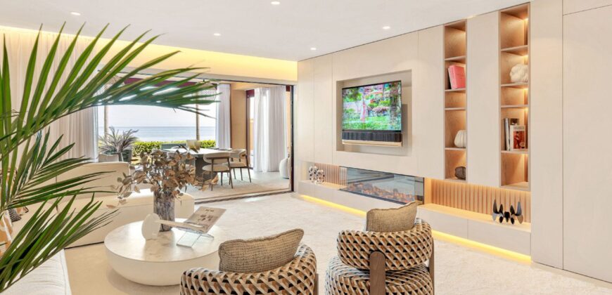 4-BEDROOM GROUND FLOOR APARTMENT ESTEPONA