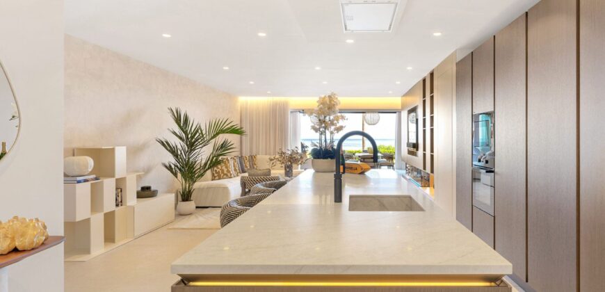 4-BEDROOM GROUND FLOOR APARTMENT ESTEPONA