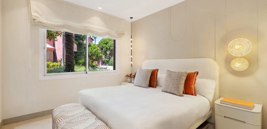 Luxury Beachfront Apartment on the New Golden Mile