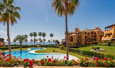 4-BEDROOM GROUND FLOOR APARTMENT ESTEPONA