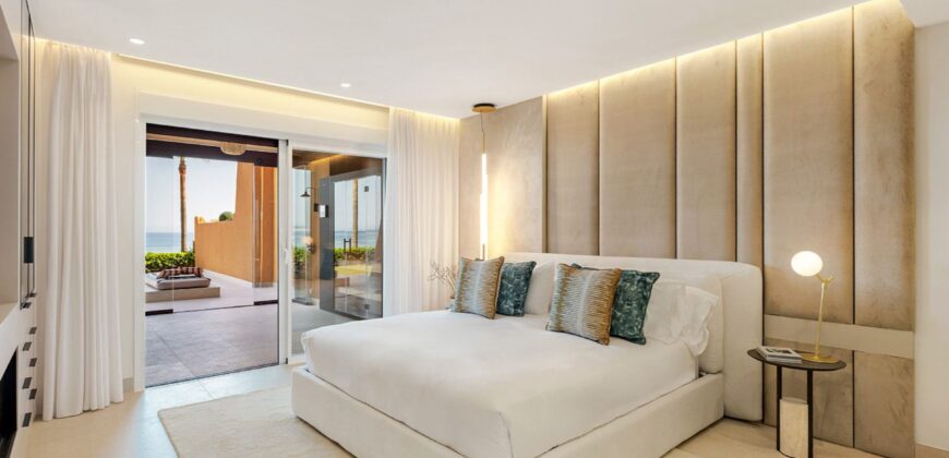 4-BEDROOM GROUND FLOOR APARTMENT ESTEPONA
