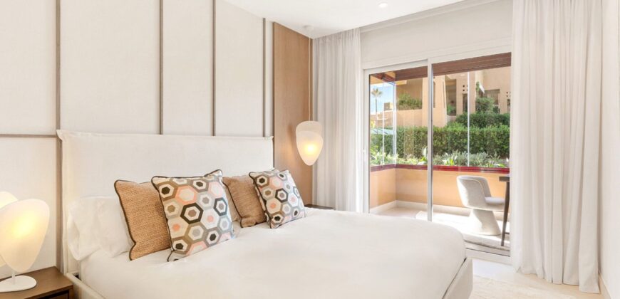 4-BEDROOM GROUND FLOOR APARTMENT ESTEPONA