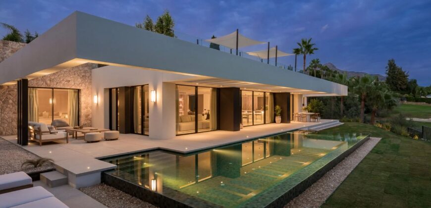 Amazing Villa with Golf View in Nueva Andalucía