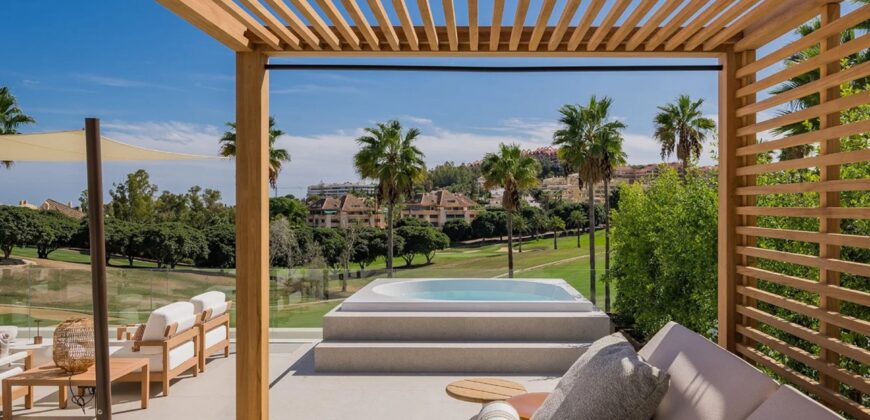 Amazing Villa with Golf View in Nueva Andalucía