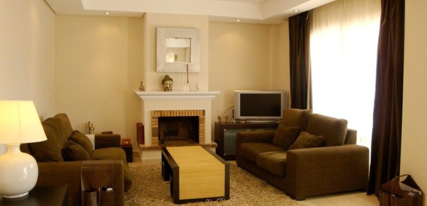 Ideal 3 Bedroom Penthouse in Casares with Sea & Mountain Views