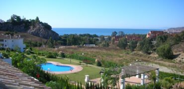Ideal 3 Bedroom Penthouse in Casares with Sea & Mountain Views
