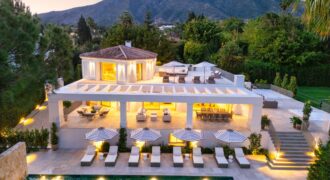 Modern 6 Bedroom Villa in Rocio de Nagueles