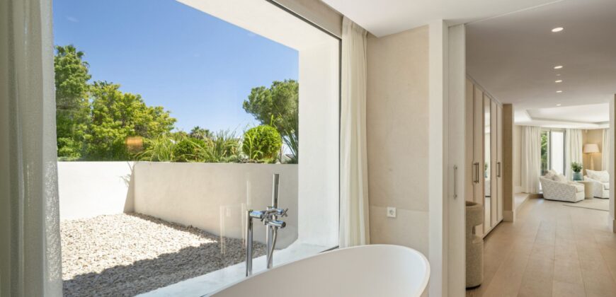 Modern 6 Bedroom Villa in Rocio de Nagueles