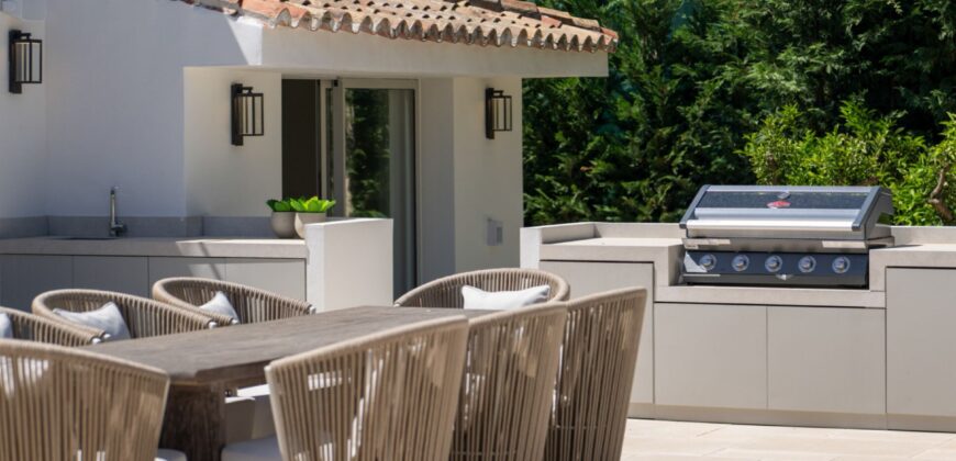 Modern 6 Bedroom Villa in Rocio de Nagueles