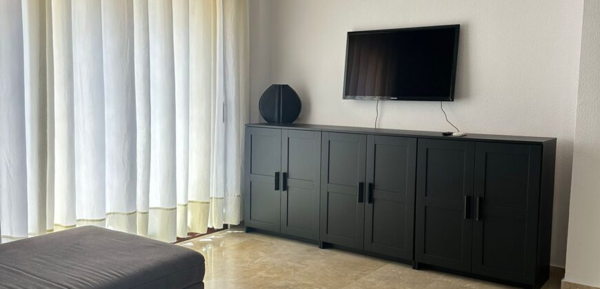 Spacious 3-bedroom Apartment on Marbella’s Infamous Golden Mile