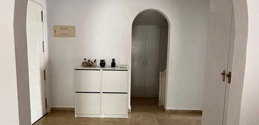 Spacious 3-bedroom Apartment on Marbella’s Infamous Golden Mile