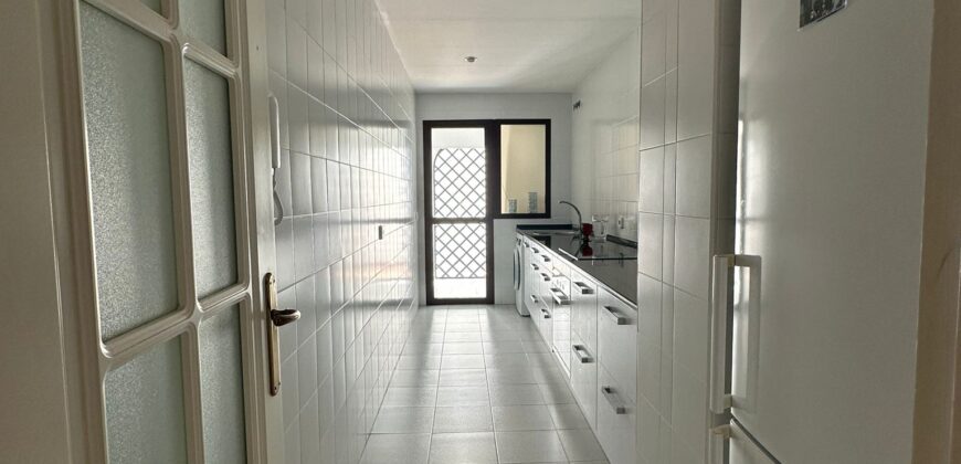Spacious 3-bedroom Apartment on Marbella’s Infamous Golden Mile