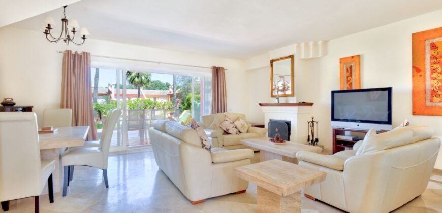 Charming 3 bedrooms /4 bathroom townhouse in Marbella