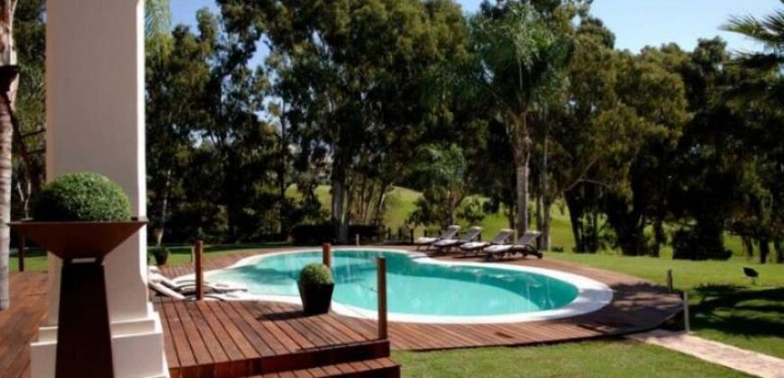 Stunning 6 Bedroom Villa Front Line Golf