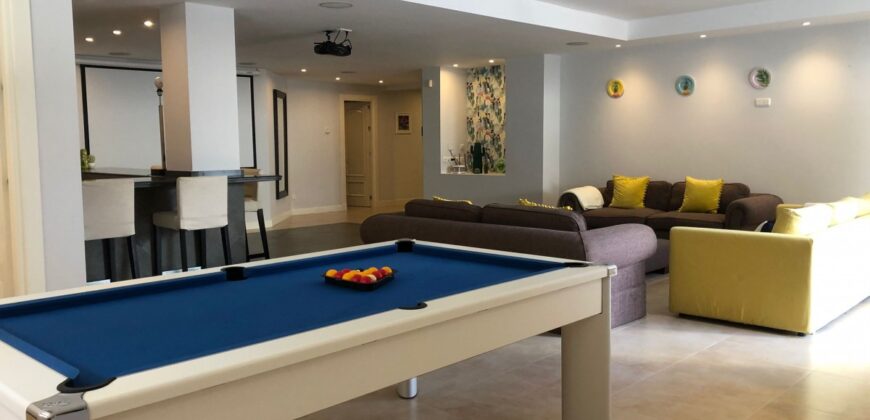 Stunning 6 Bedroom Villa Front Line Golf