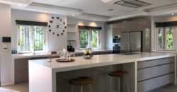 Stunning 6 Bedroom Villa Front Line Golf