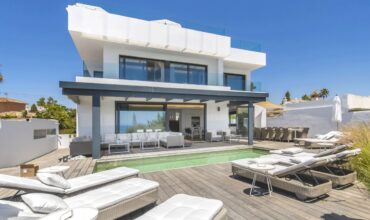 Modern Villa on the beach in Marbella