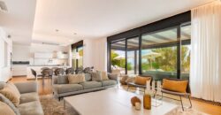 Modern Villa on the beach in Marbella