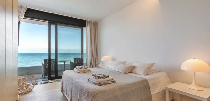 Modern Villa on the beach in Marbella