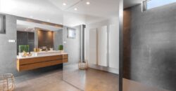 Modern Villa on the beach in Marbella