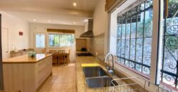 4-Bedroom Villa with Pool and Sea Views in the Hills of Marbella 4-Bedroom Villa with Pool and Sea Views in the Hills of Marbella