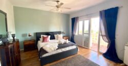 4-Bedroom Villa with Pool and Sea Views in the Hills of Marbella 4-Bedroom Villa with Pool and Sea Views in the Hills of Marbella