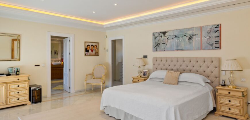 6 bed Elegance Villa in the Heart of Nueva Andalucía