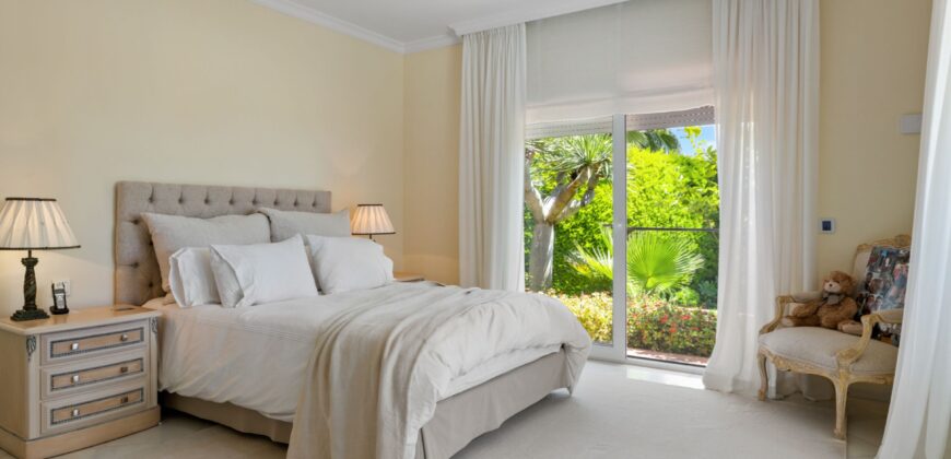 6 bed Elegance Villa in the Heart of Nueva Andalucía