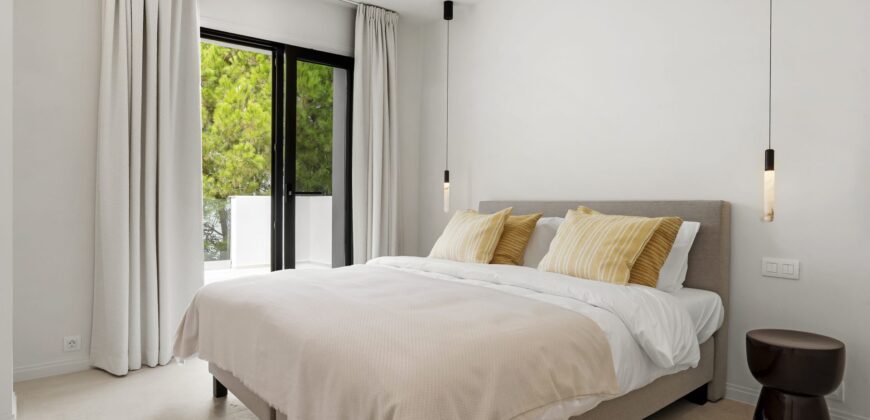 Elegant fully renovated 4-Bedroom Villa in Benahavís