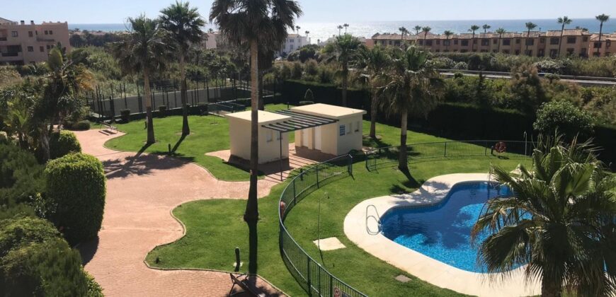 3 bedroom penthouse in Casares Costa