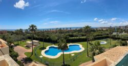3 bedroom penthouse in Casares Costa
