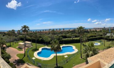 3 bedroom penthouse in Casares Costa