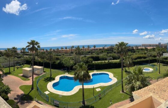 3 bedroom penthouse in Casares Costa