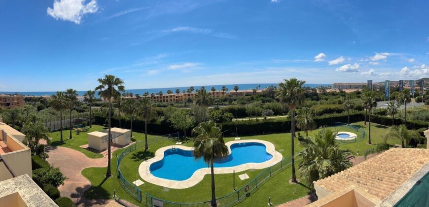 3 bedroom penthouse in Casares Costa