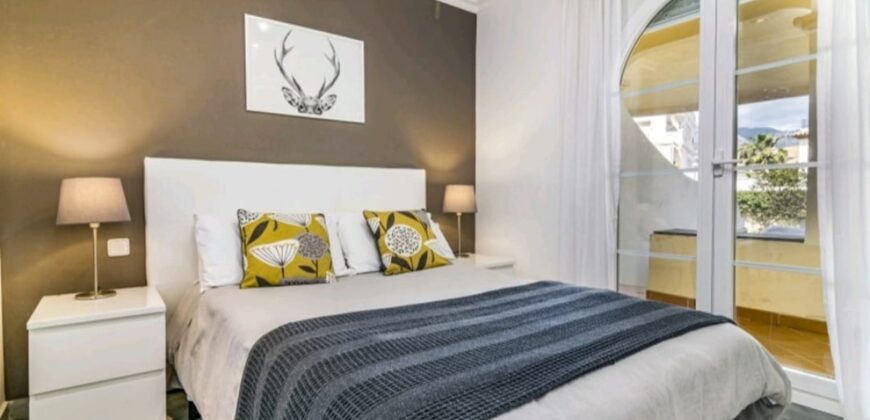Lovely 3 bed, ground floor duplex apt in Señorio de Aloha