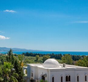 Beautiful newly reformed 3 bed apartment in Nueva Andalucía