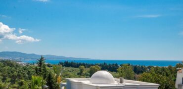 Beautiful newly reformed 3 bed apartment in Nueva Andalucía