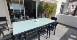 Modern 2 bed duplex apartment located in Los Almendros