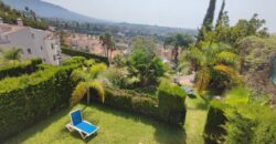 Modern 2 bed duplex apartment located in Los Almendros